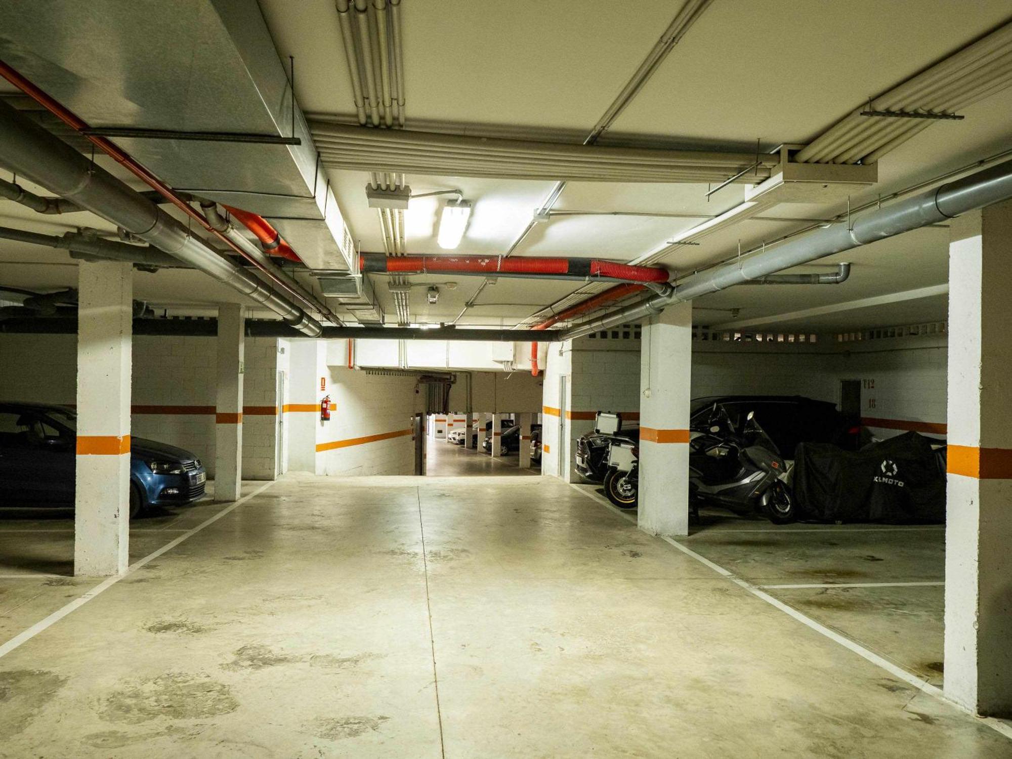 Atico Con Vistas Al Mar Piscina Y Parking Appartement Málaga Buitenkant foto